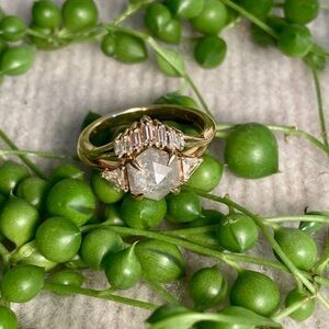 Custom hexagon S&P diamond ring and baguette diamond gold band